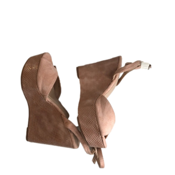 NWOT Chinese Laundry Ellia Wedge Sandal - Picture 3 of 4